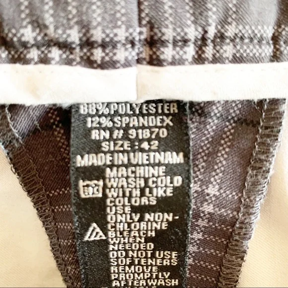 Pebble Beach Performance Grey Plaid Shorts | 42 - Picture 5 of 5